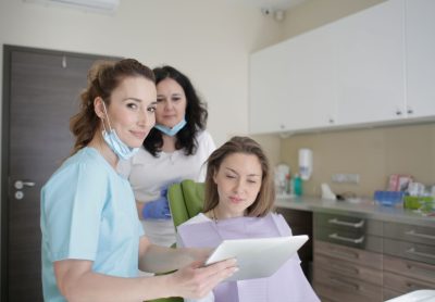 différence secrétaire assistant médical
