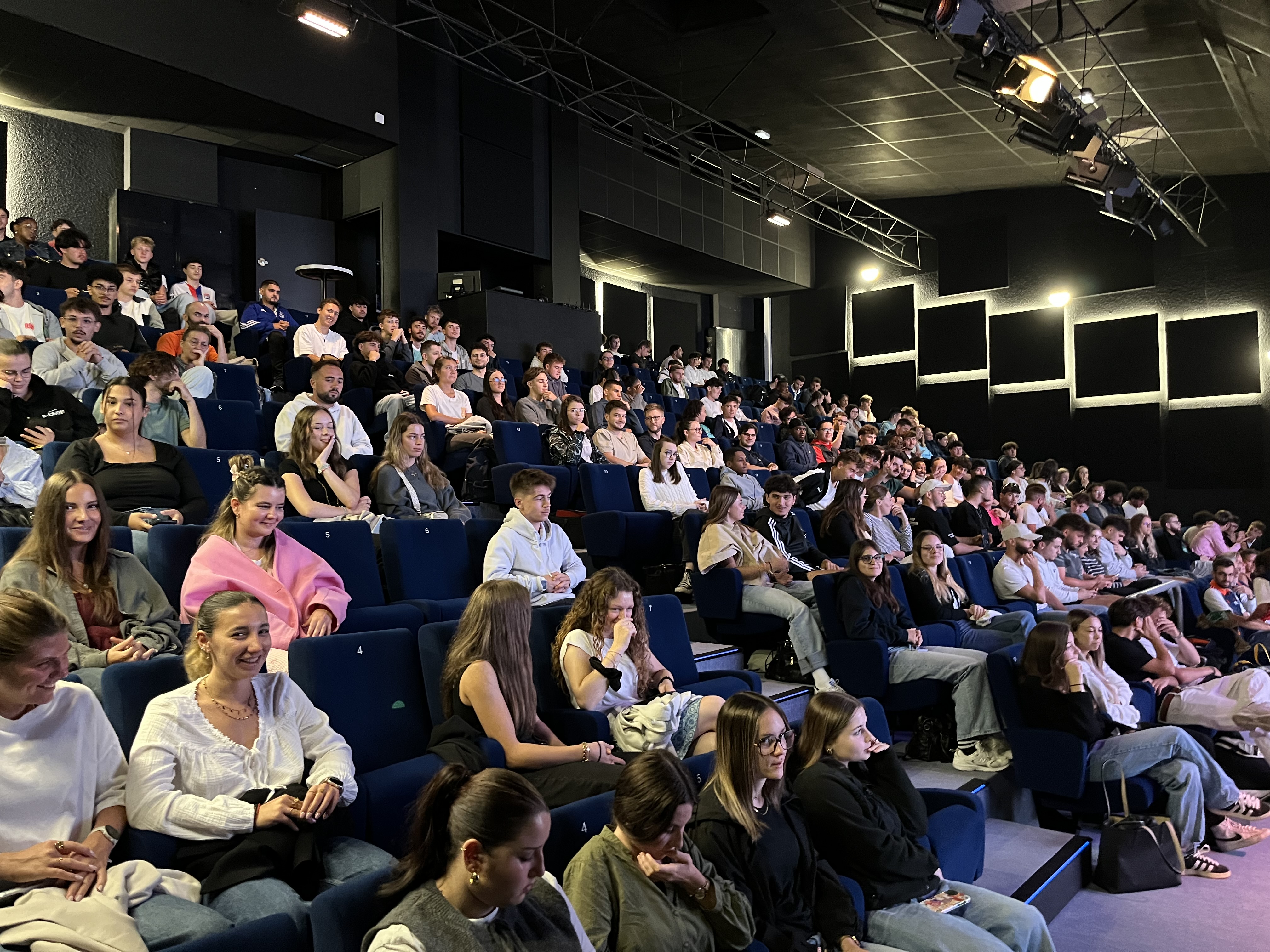 Eleves campus IRSS Nantes