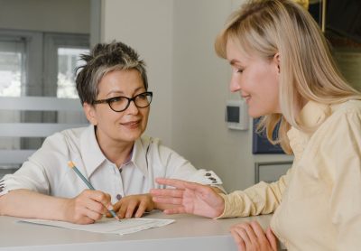 relation patient secrétariat médical